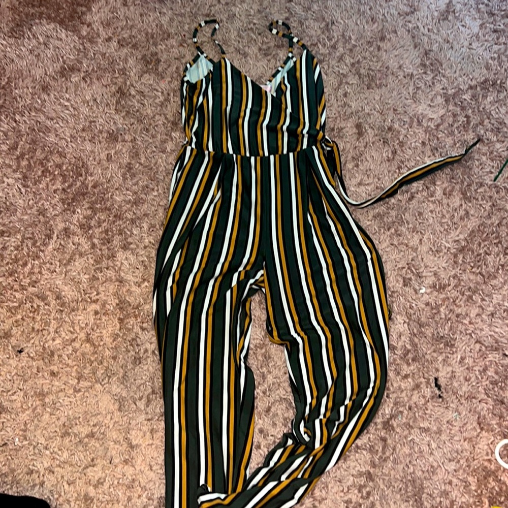 Green & white romper